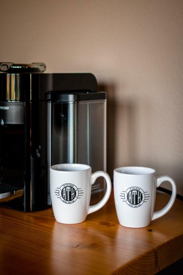 At The Helm Hotel Ilwaco ภายนอก รูปภาพ