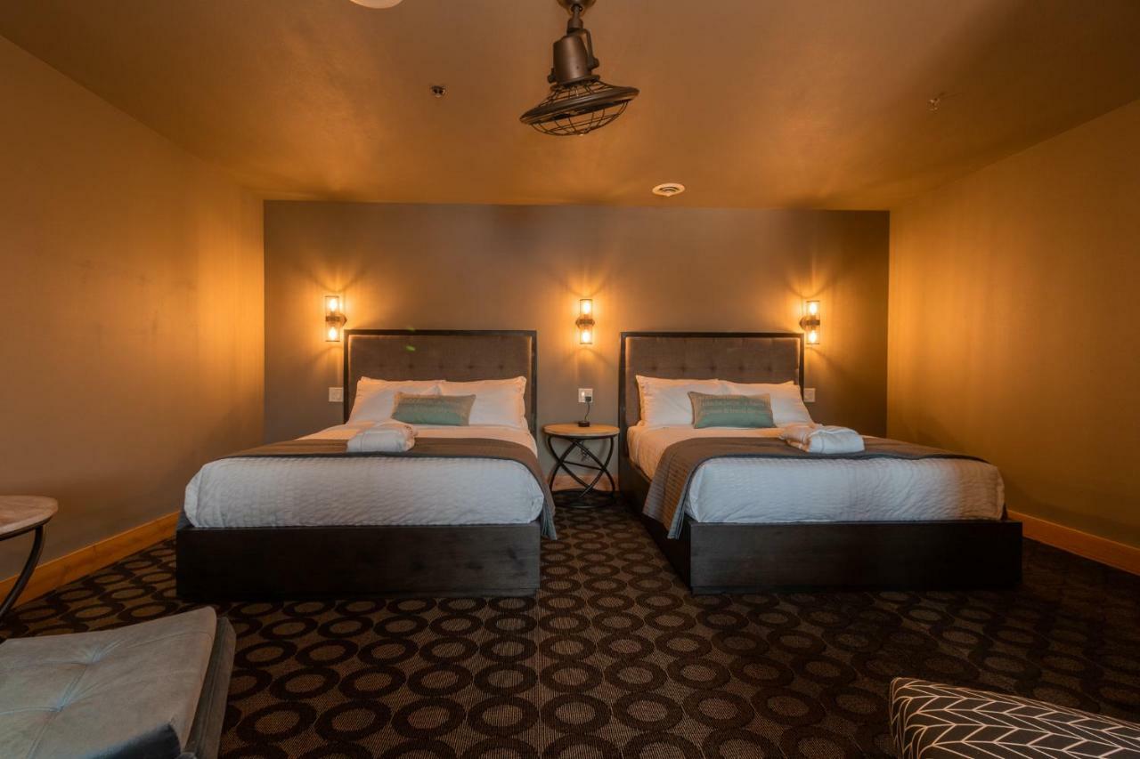 At The Helm Hotel Ilwaco ห้อง รูปภาพ